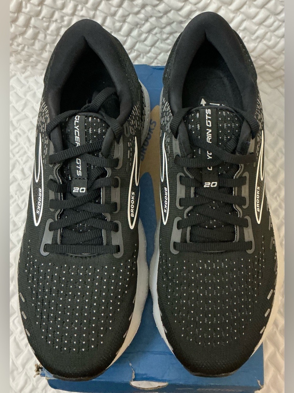 Brooks Glycerin GTS 20 Black White Athletic Running Shoes Women 9.5